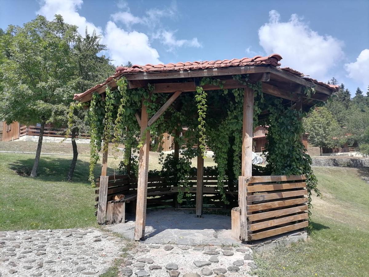 Livadaki Village Megali Kapsi Екстериор снимка